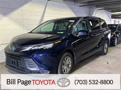 Used 2022 Toyota Sienna LE