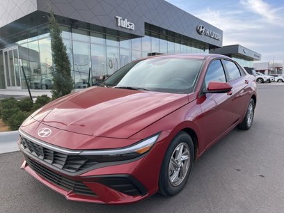 Certified 2025 Hyundai Elantra SE