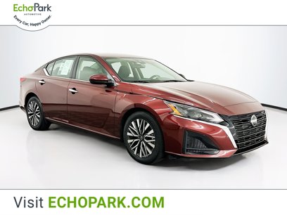 Used 2023 Nissan Altima 2.5 SV