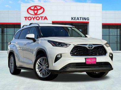 Used 2022 Toyota Highlander Limited
