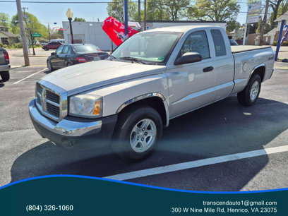 Used 2005 Dodge Dakota SLT