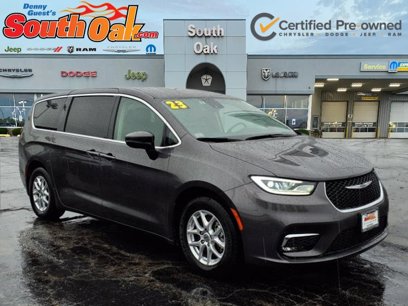 Certified 2023 Chrysler Pacifica Touring-L