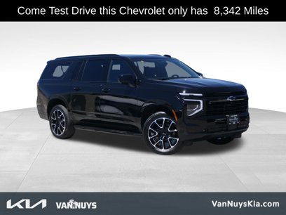 Used 2025 Chevrolet Suburban RST