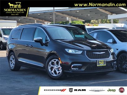 Used 2022 Chrysler Pacifica Limited