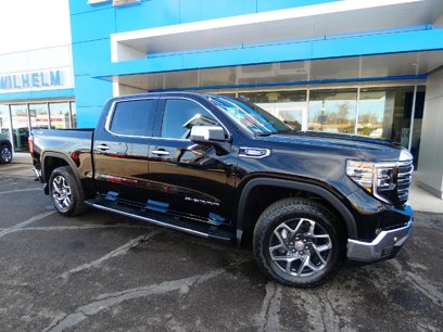 New 2025 GMC Sierra 1500 SLT w/ SLT Premium Plus Package