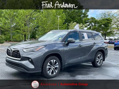 Used 2025 Toyota Highlander XLE
