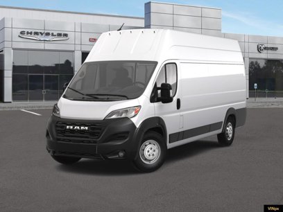 New 2025 RAM ProMaster 3500 w/ Premium Convenience Group