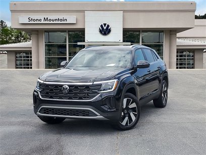 Certified 2025 Volkswagen Atlas Cross Sport SE w/ Panoramic Sunroof Package