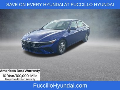 New 2025 Hyundai Elantra SE