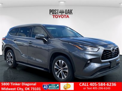 Used 2021 Toyota Highlander XLE