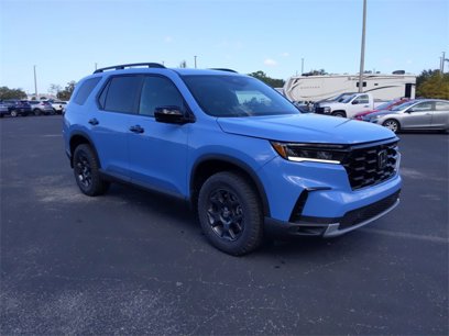 New 2025 Honda Pilot TrailSport