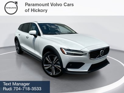 New 2026 Volvo V60 B5 Cross Country Plus w/ Protection Package Premier