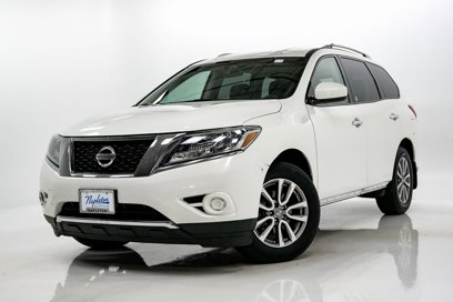 Used 2014 Nissan Pathfinder SV w/ Cargo Package