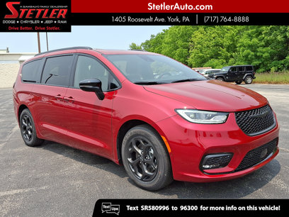 New 2025 Chrysler Pacifica Premium
