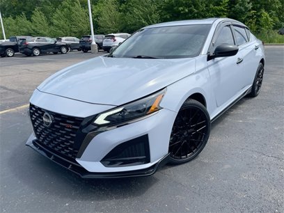Used 2023 Nissan Altima 2.5 SR w/ SR Premium Package