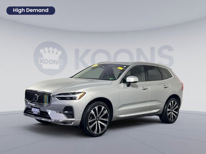 Used 2023 Volvo XC60 B5 Ultimate w/ Climate Package