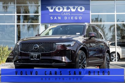 New 2025 Volvo XC90 B5 Plus
