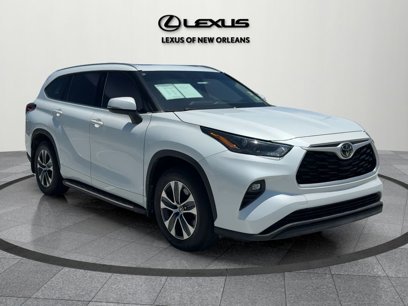 Used 2022 Toyota Highlander XLE