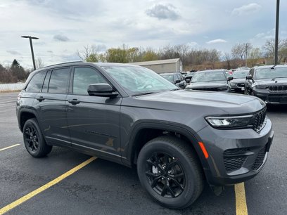 New 2025 Jeep Grand Cherokee Altitude