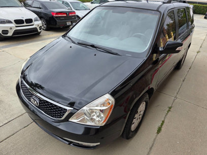 Used 2014 Kia Sedona LX