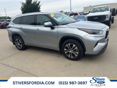 Used 2022 Toyota Highlander XLE