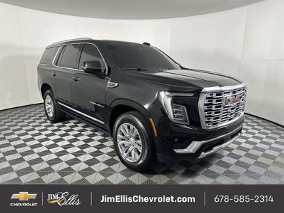 Used 2025 GMC Yukon Denali w/ Sun & Power Step Package