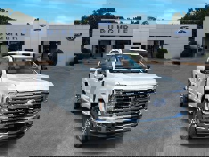 New 2026 Ford F350 Lariat