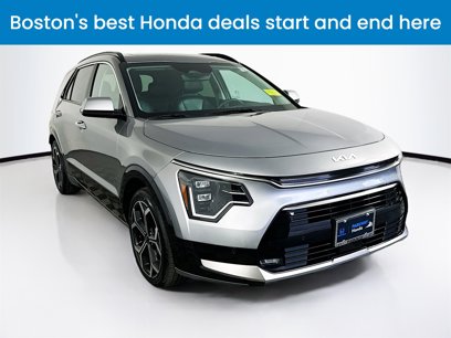 Used 2023 Kia Niro SX Touring
