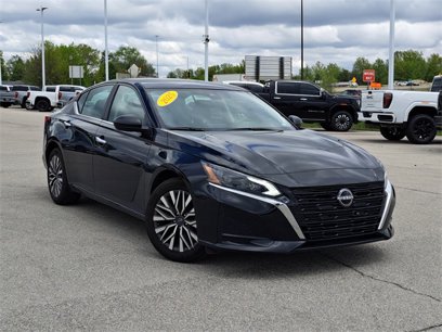 Used 2025 Nissan Altima 2.5 SV