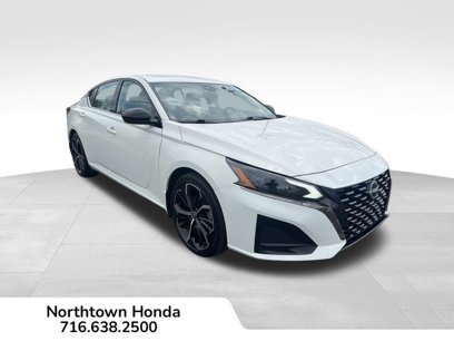 Used 2023 Nissan Altima 2.5 SR w/ SR Premium Package