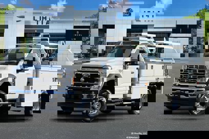 New 2024 Ford F450 XL w/ XL Chrome Package