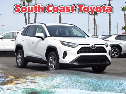 New 2025 Toyota RAV4 XLE