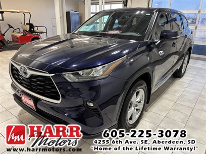 Used 2020 Toyota Highlander LE