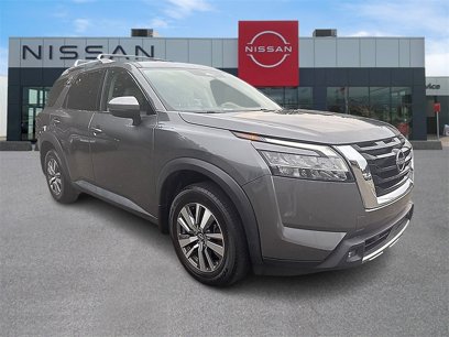 Used 2022 Nissan Pathfinder SL