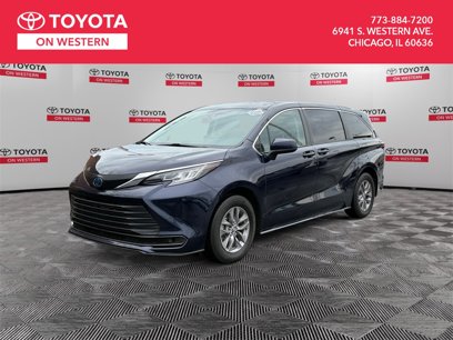 Certified 2023 Toyota Sienna LE