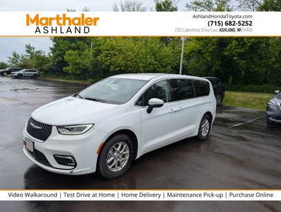 Used 2023 Chrysler Pacifica Touring-L