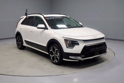 Used 2024 Kia Niro EX Touring