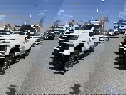 New 2025 Chevrolet Silverado 2500 Custom w/ Custom Value Package