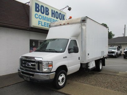 Used 2016 Ford E-450 and Econoline 450 Super Duty w/ Power Windows & Locks Group