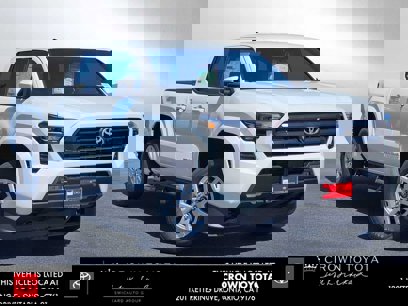 New 2025 Toyota Tacoma SR5