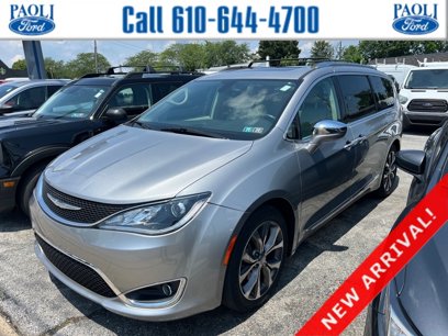Used 2017 Chrysler Pacifica Limited