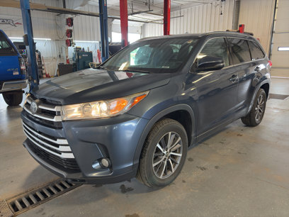 Used 2017 Toyota Highlander XLE