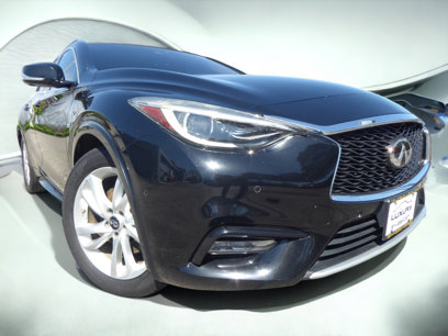 Used 2017 INFINITI QX30 Premium w/ Technology Package