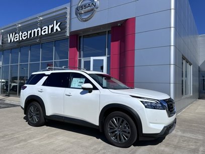 New 2025 Nissan Pathfinder SL w/ SL Premium Package