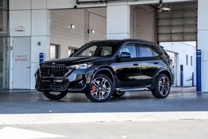 New 2025 BMW X1 xDrive28i w/ Premium Package