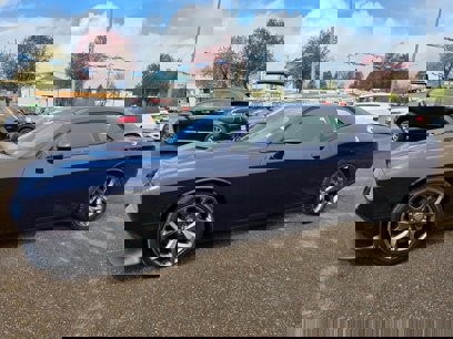 Used 2016 Dodge Challenger SXT