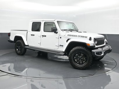 New 2025 Jeep Gladiator Sport