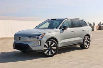 New 2025 Volvo EX90 Ultra