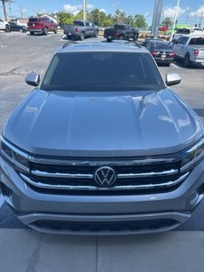 Used 2022 Volkswagen Atlas SE w/ Panoramic Sunroof Package