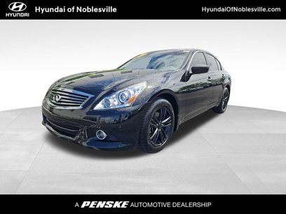 Used 2013 INFINITI G37 x w/ Premium Pkg